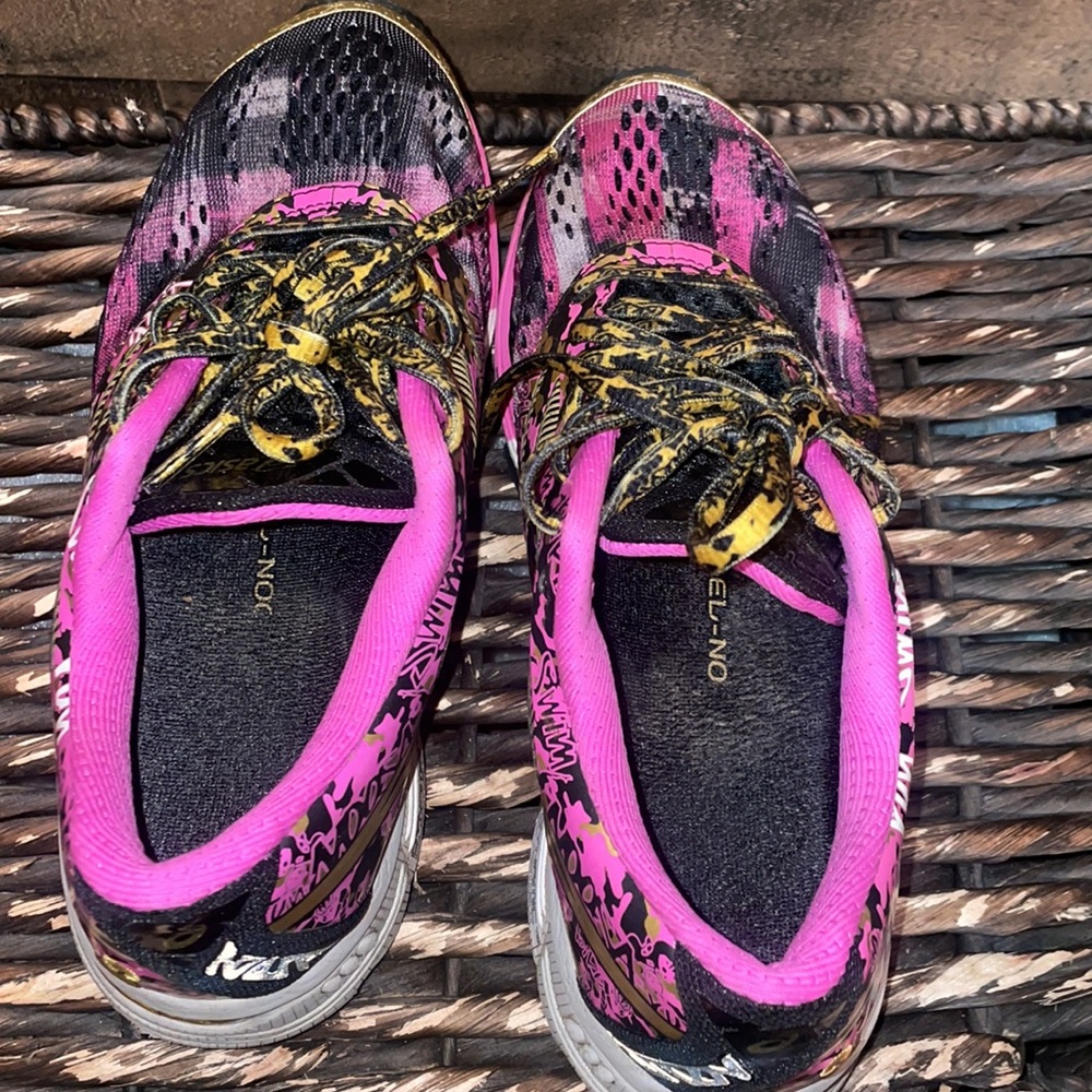 ASICS GEL-Noosa Tri 10 Gold Ribbon Running Shoes, Size 6 T5M9N - Picture 12 of 13